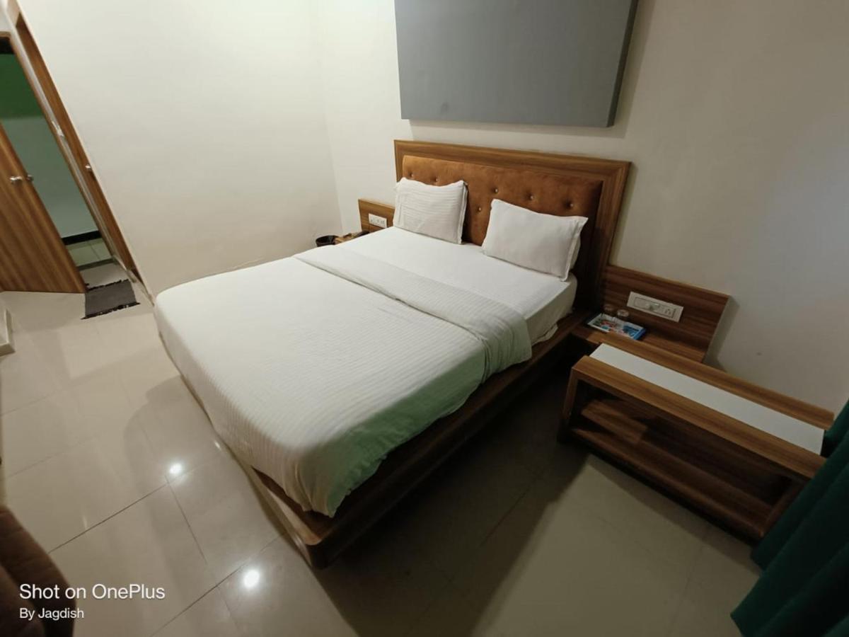 Hotel Asopalav Gandhinagar Luaran gambar